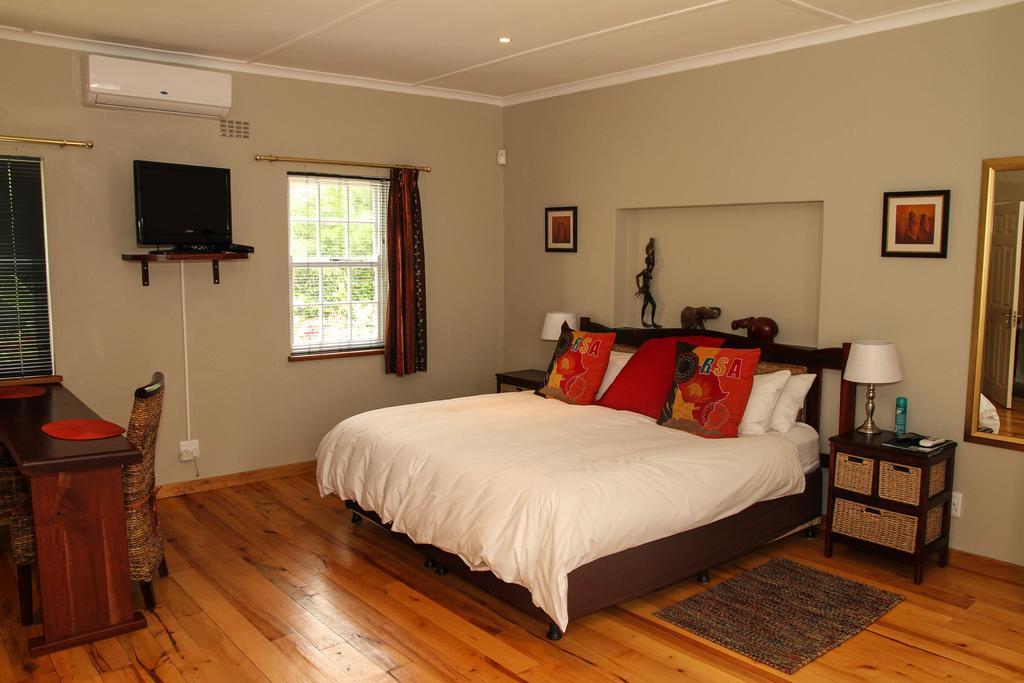 Bed and Breakfast De Oude Opstal Робертсон Номер фото